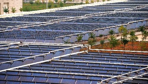 内蒙古工业大学和天之风共造太阳能聚光设施农业土壤储供热系统 小型聚光太阳能