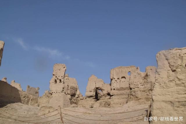 “我在新疆，守着世界最美的残垣”:吐鲁番千年故城保护者故事 美丽新疆