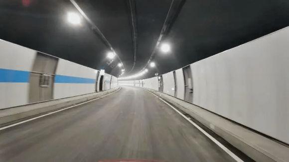 全长4.3公里，重庆首条地铁过江隧道开始施工，连接渝中和南岸 重庆城南隧道通车时间